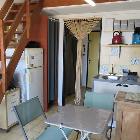 Cosy Mezzanine à - 2 Pers, Balcon Ensoleillé - Fr-1-472-211 Sète